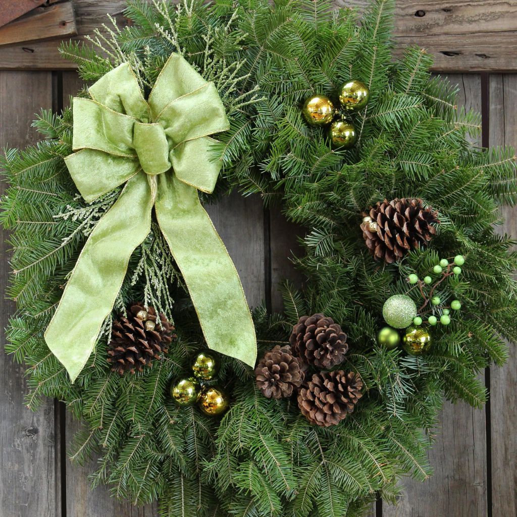 Wintergreen Wreath